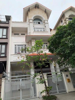CHO THUÊ BIỆT THỰ HIM LAM HẨM TRỆT 3 LẦU, 5PN FULL NT 75 TRIỆU/ THÁNG