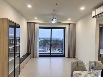 Căn Hộ cao cấp, căn góc 2 mặt tiền 2pn view hồ bơi, công viên tầng 10