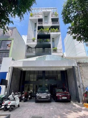 NHÀ THANG MÁY SIÊU HÓT, 20A Đặng Văn Ngữ, P10, PN .DTSD 750m2