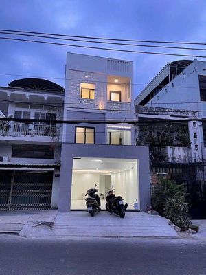SIÊU PHẨM NHÀ ĐẸP HIẾM 198A Huỳnh Văn Bánh - Phú Nhuận, Ngan 6m