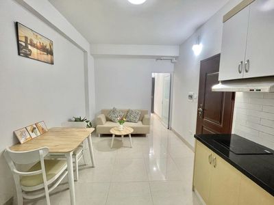 CHO THUÊ CĂN HỘ 1N1K BAN CÔNG SIÊU RỘNG - NẰM NGAY LÊ ĐỨC THỌ, MỸ ĐÌNH