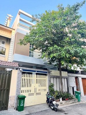 NHÀ ĐƯỜNG LAM SƠN DIỆN TÍCH: 6X20M HẦM 3 TẦNG CHO THUÊ