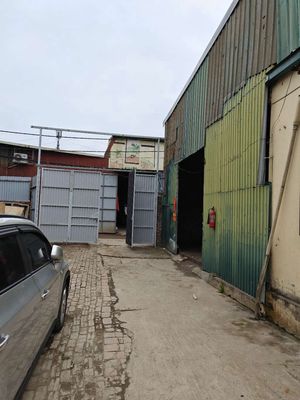 Có nhà xưởng kho 150m² cho thuê tại Miêu Nha Xuân Phương.