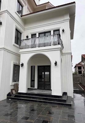 cho thuê biệt thự gần mê linh plaza