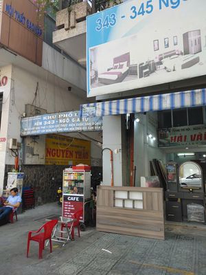 CHO THUÊ MẶT TIỀN DT 4X10M, ĐƯỜNG NGÔ GIA TỰ, TPHCM