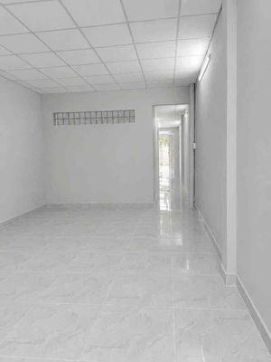 Mặt tiền Đỗ Bí 4x20 - trống 11tr nhà mới