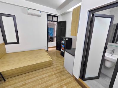 Vào ở luôn CCMN 25m2 full đồ, ô tô đỗ cửa, ban công thoáng, MĐ