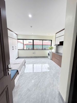 Khai trương CCMN 30m2 Full đồ xịn sò. máy giặt riêng Ngõ Hoà Bình 1