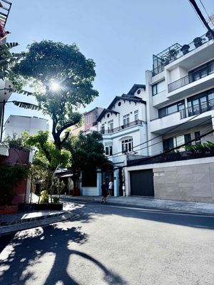 CHO THUÊ VĂN PHÒNG / STUDIO 70m²