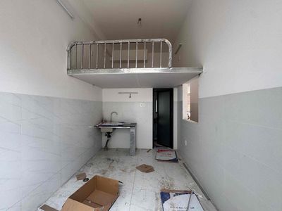 Phòng ở mặt tiền hẻm TCH03 gần Hiệp Thành City