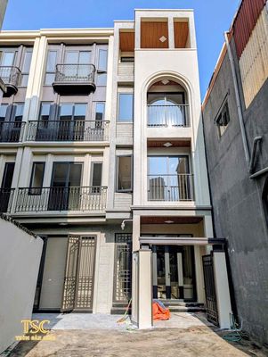 Nhà mặt ngõ Thiên Lôi - Lạch Tray đi bộ 10 bước ra mặt đường