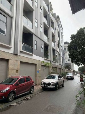 cho thuê căn thương thanh long biên ô tô tránh 80m 5 tầng giá 16 triệu