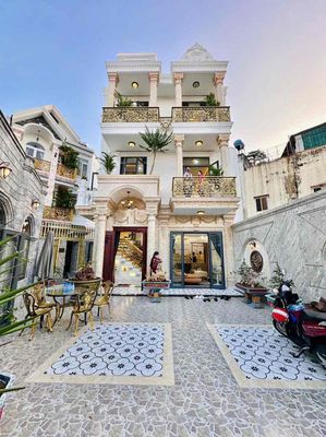 💟 Cho thuê nhà vila có san để đc 2 chiếc 🚘  mặt tiền bùi quang là p12