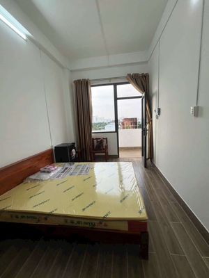 cho thuê phòng full nội thất kdc hồng loan 15mv giá 2tr. ban công