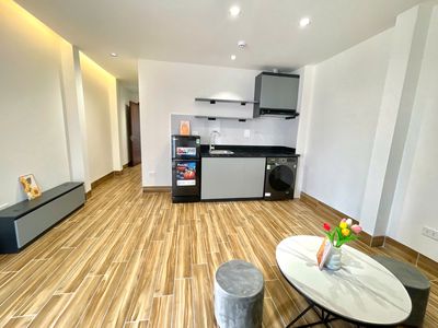 CHO THUÊ 1N1K - BAN CÔNG CỰC THOÁNG, NGAY VĂN MIẾU QUỐC TỬ GIÁM