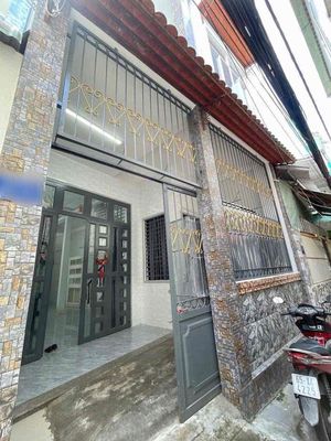 Cho thuê nhà trệt lầu 6x11m 2phòng sẵn 2máy lạnh hẻm Hoàng Văn Thụ