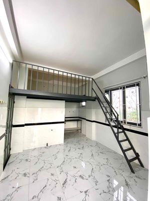 Phòng đẹp có gác, thang máy, hầm xe mới xây + full tiện ích G.I.Á 2tr8