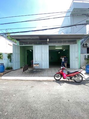 Cho thuê kho 8 x 20- giá 18tr- Võ Văn Kiệt Bình Tân, sẳn điện 3 pha