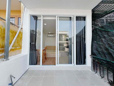 CĂN HỘ BAN CÔNG NGAY HOÀNG SA TRƯỜNG SA RỘNG RÃI THOÁNG MÁT