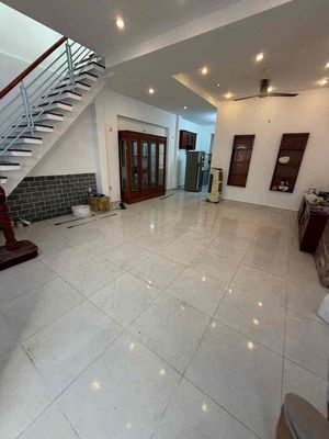 cho thuê nhà Gần Đại Học Văn Lang