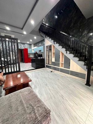 NHÀ 3 TẦNG 6PN MT PHAN THÚC DUYỆN