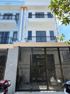 Cho thuê nhà 2 lầu 4PN nguyên căn giá 9tr Kcn Nam Tân Uyên mở rộng