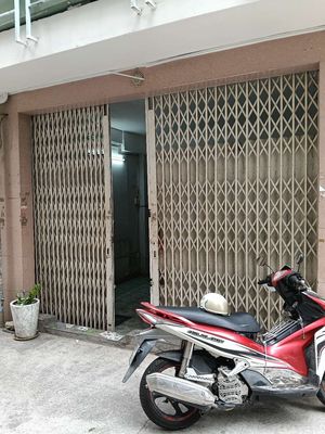 nhà cho thuê hẽm xe hơi đường đất thánh p6tb 4m*10m