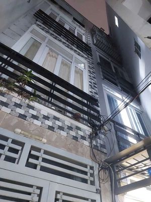nhà 4 tầng, 3pn, 3wc, giá 8.5tr