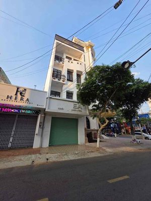 CHO THUÊ NHÀ 1 TRỆT 3 LẦU MẶT TIỀN NGÔ ĐỨC KẾ