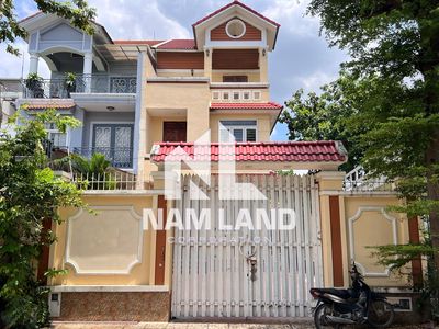 Nhà Mới Cho Thuê 250m2,Trệt 3 lầu,4PN,4WC,Sân To,KDC Yên Tĩnh,Giá 30TR