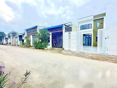 NHỈNH 2 TỶ - 100m2 - NGANG 5m - CĂN GÓC - HẺM XE HƠI QUAY ĐẦU