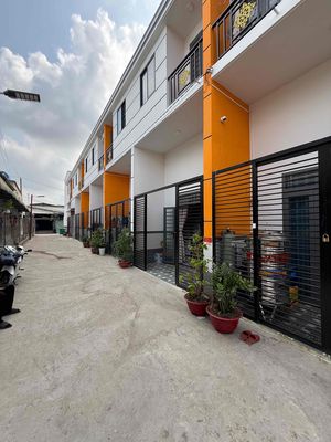 BÁN NHÀ GIÁ TỐT GẦN KHU CÔNG NGHIỆP TÂN ĐỨC – FULL NỘI THẤT – DỌN VÀO