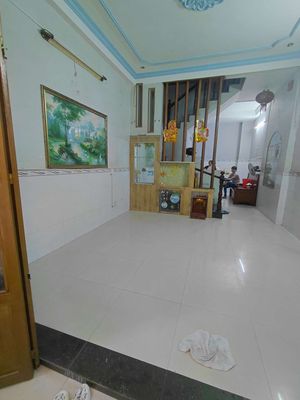 CHO THUÊ NHÀ 4 X 10M TRỆT LẦU 2PN 2VC TÂY THẠNH 