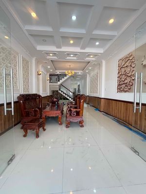 Nhà trệt 2 lầu mới KDC 91B