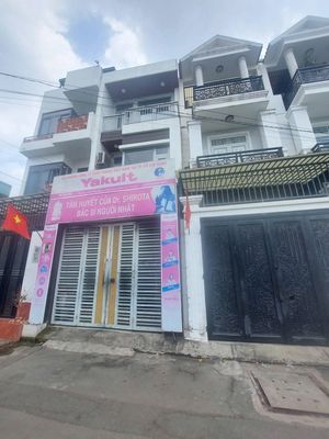 NHÀ 4X18 - 4PN 3WC - ĐƯỜNG HIỆP BÌNH - PHẠM VĂN ĐỒNG - HBC