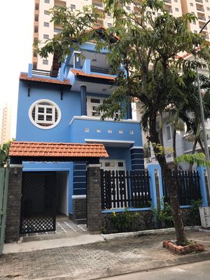 Biệt thự - Khu Compound - An Ninh/yên tĩnh. Tiện ở hoặc làm công ty.
