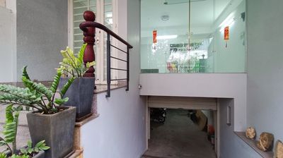 Cho thuê VP giá rẻ tại P. An Phú, Quận 2, DT: 90m2, có hầm để xe