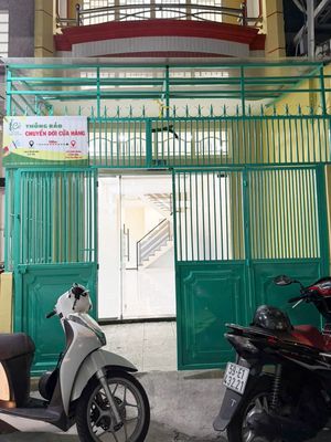 🍀 Nhà đẹp, 3.2x15 - 2 tầng, 3 Phòng ngủ 2wc Hẻm Xe Hơi giá 15tr