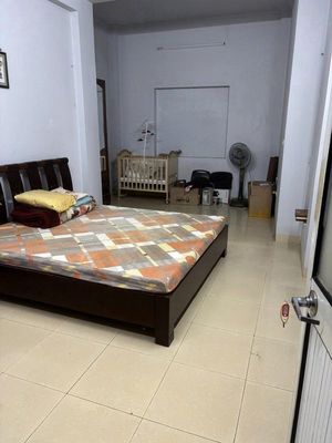 Cho thuê nhà ngõ 290 Tân Mai- 90m2 - 4 tầng