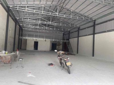 Xưởng mới xây gần Thành Phố Mới, Dt 13,4x30m (có văn phòng,gác)