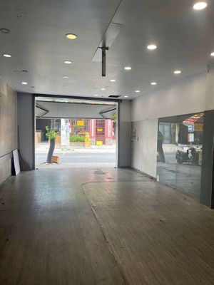 Nhà 5x15 Mặt Tiền Nguyễn Văn Quá