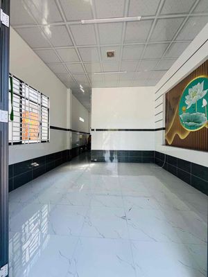 CHO THUÊ NHÀ TRỆT MỚI KHU VĂN HOÁ TÂY ĐÔ CÓ HẺM HÔNG VÀ NỘI THẤT 5.5TR