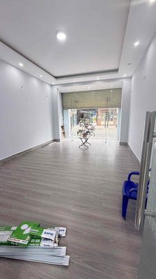 Cho Thuê Nhà 4 Tầng _ Mặt Tiền Ngô Quyền _ Quận 10, Kinh doanh ngay