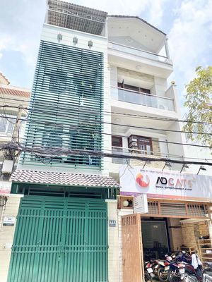 cho thuê nhà 4 tầng ngay trung tâm quận 7