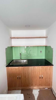 cho thuê phòng mặt tiền đường Hoàng Lan khu  Biệt Thự Thái Sơn- BQP