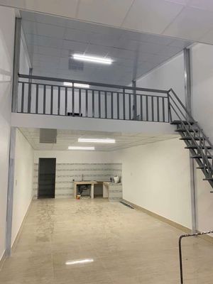 NHÀ ĐỒNG BỘ ĐÚC LỬNG VITRI ĐẸP GẦN CV LỚN GIÁP GÒ VẤP 