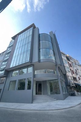 Cho thuê VP 205m2 Hoàng Sa view kính panorama cơ sở vật chất mới