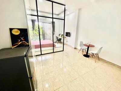 Thang Máy - Hầm Xe - Dakao Quận 1 - 1PN - Tách Bếp - Balcon - Full NT