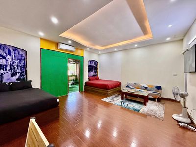 Cho thuê nhà đầy đủ tiện ích phố Hàng Vôi