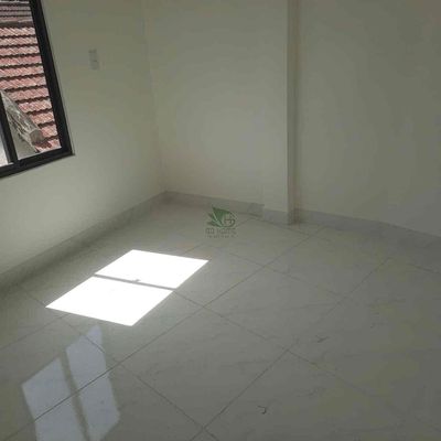 CHO THUÊ Ở KINH DOANH 1 TRỆT 1 LẦU GIÁ 7 TRIỆU/ THÁNG
